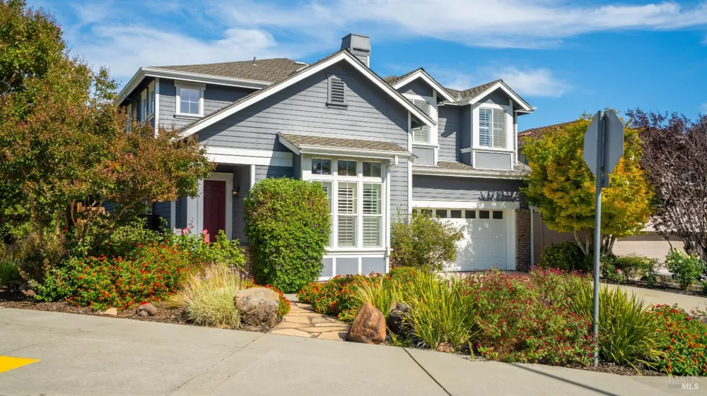 84 Pinheiro Circle Novato, CA 94945