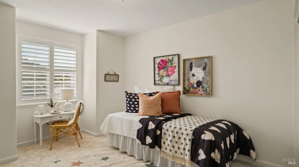 84 Pinheiro Circle Novato, CA 94945