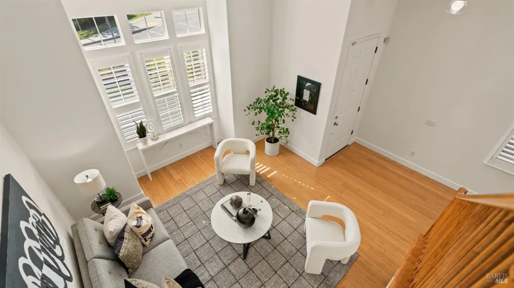 84 Pinheiro Circle Novato, CA 94945