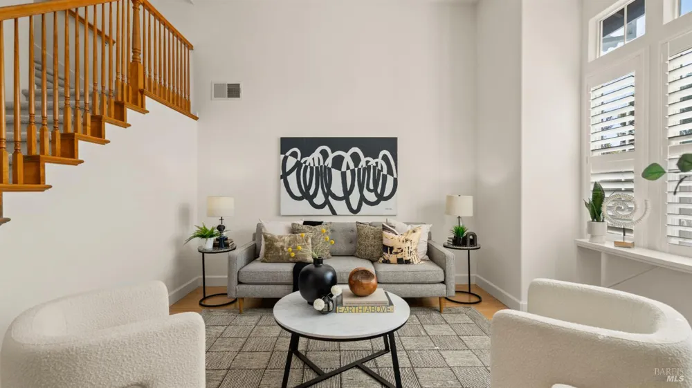 84 Pinheiro Circle Novato, CA 94945
