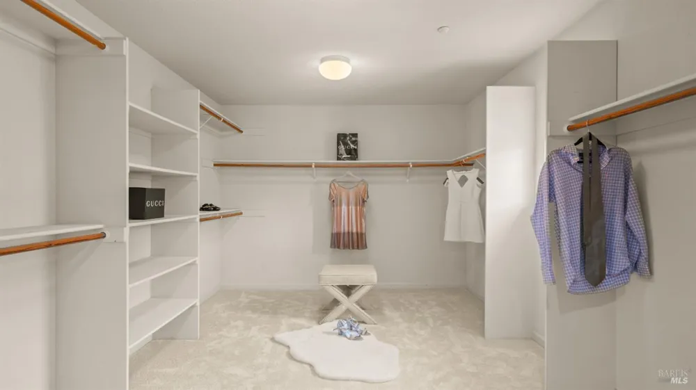 84 Pinheiro Circle Novato, CA 94945