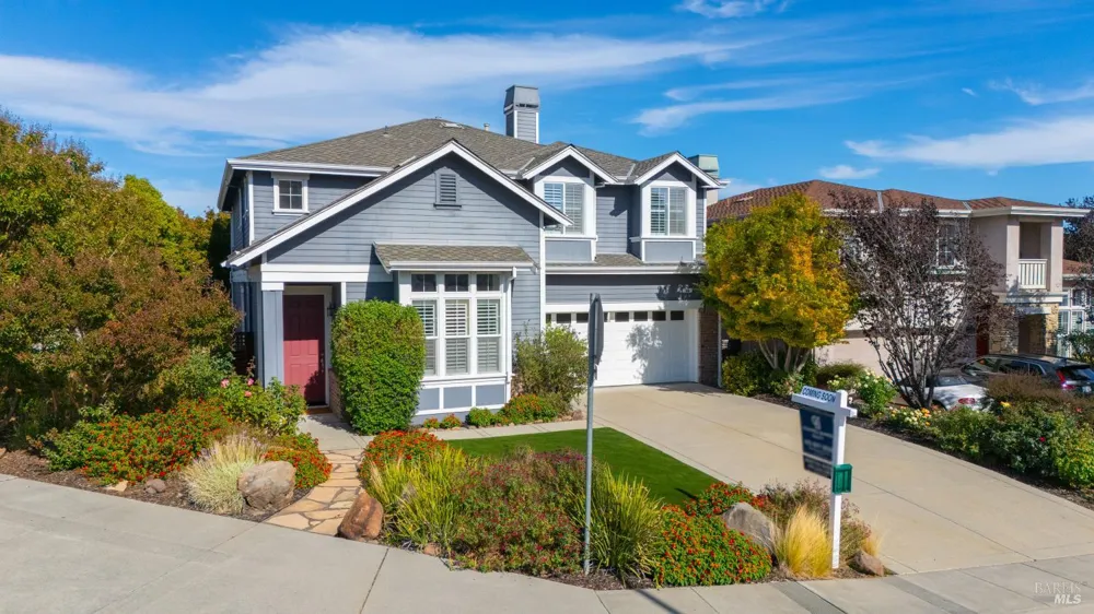 84 Pinheiro Circle Novato, CA 94945