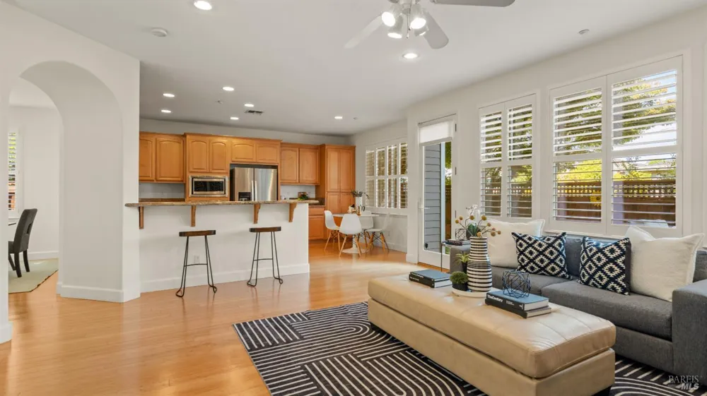 84 Pinheiro Circle Novato, CA 94945