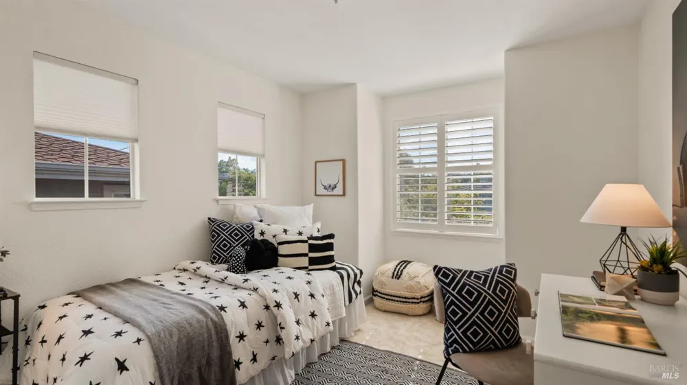 84 Pinheiro Circle Novato, CA 94945
