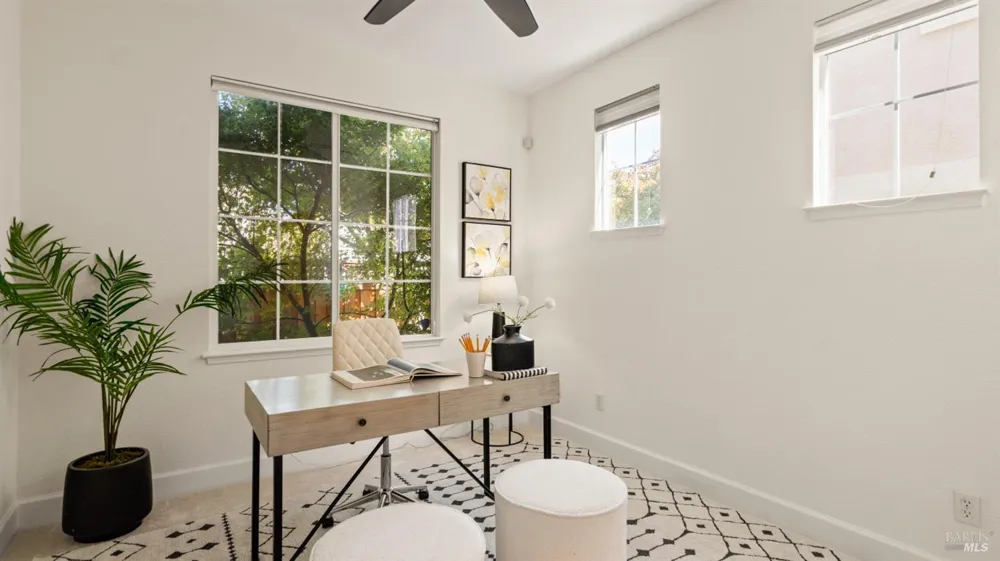84 Pinheiro Circle Novato, CA 94945