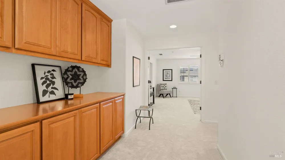 84 Pinheiro Circle Novato, CA 94945