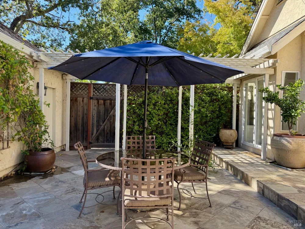 1185 Starr Avenue St. Helena, CA 94574