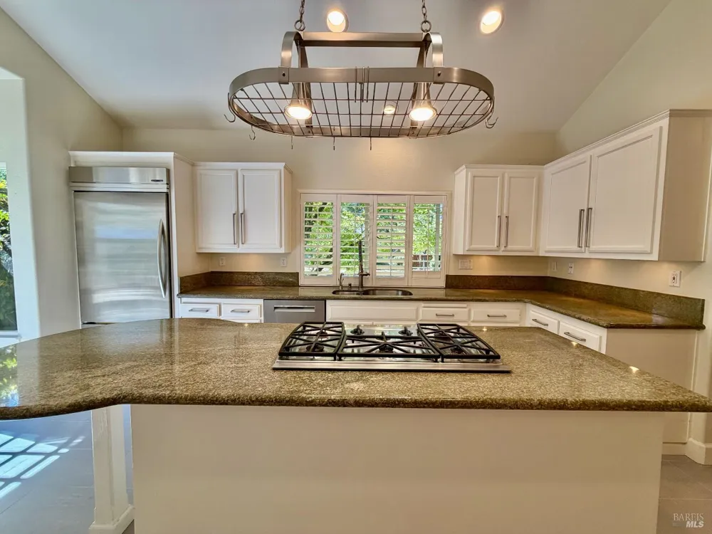 1185 Starr Avenue St. Helena, CA 94574