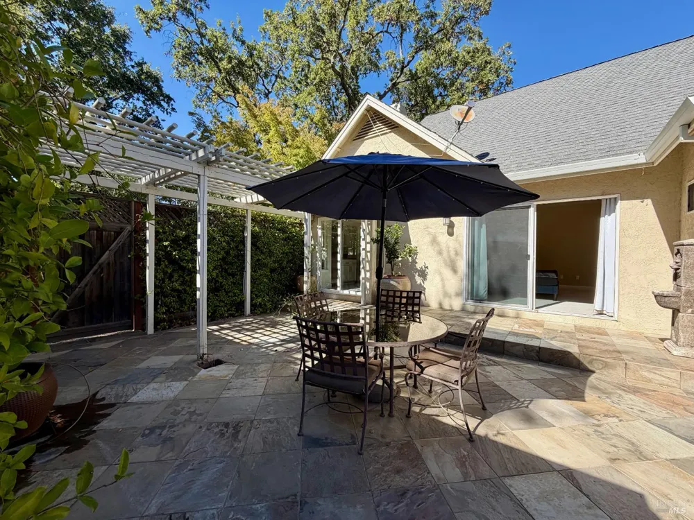 1185 Starr Avenue St. Helena, CA 94574