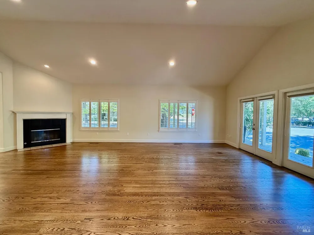 1185 Starr Avenue St. Helena, CA 94574