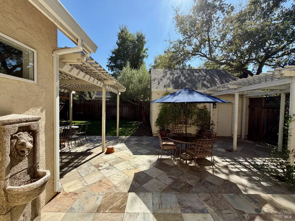 1185 Starr Avenue St. Helena, CA 94574