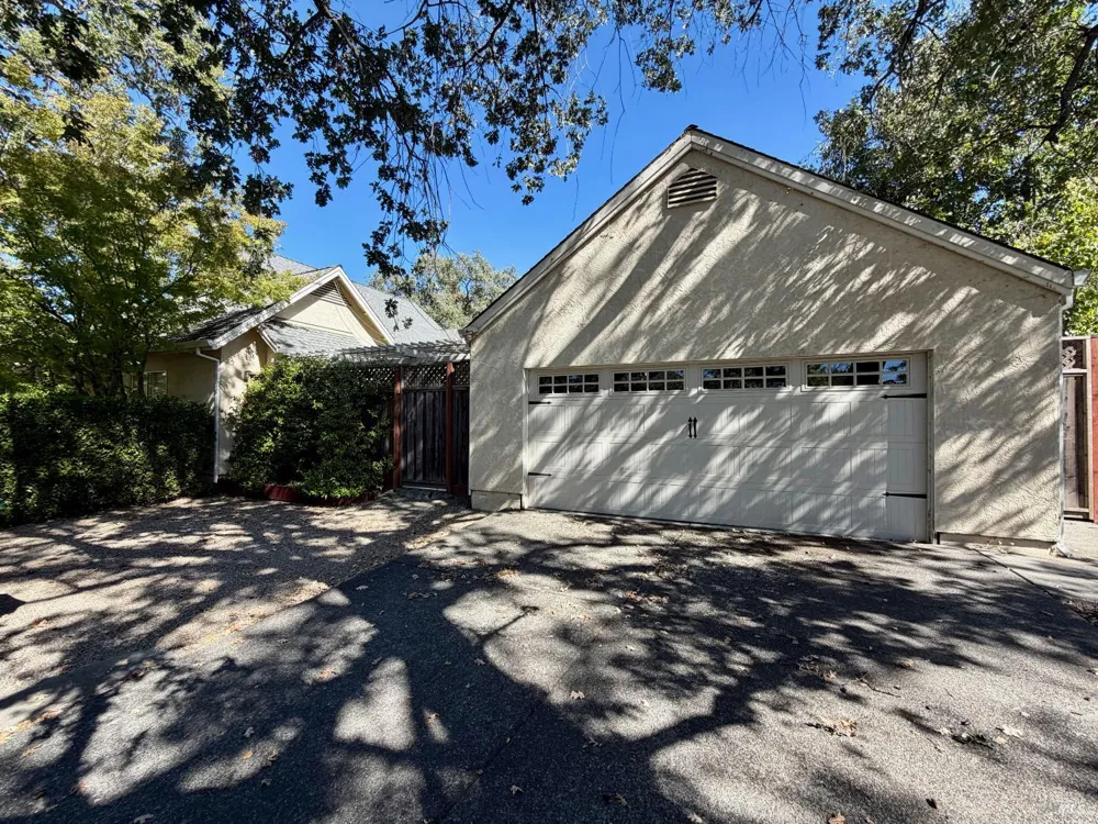 1185 Starr Avenue St. Helena, CA 94574