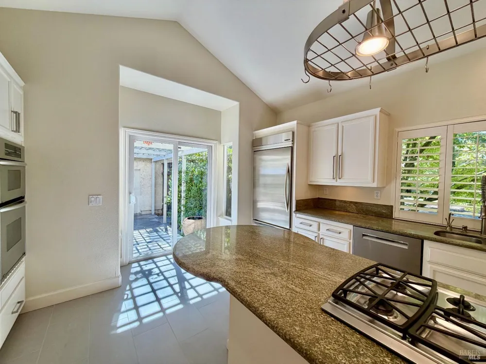 1185 Starr Avenue St. Helena, CA 94574