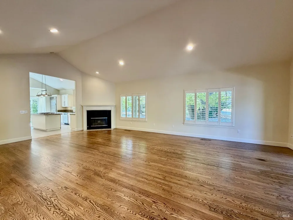 1185 Starr Avenue St. Helena, CA 94574