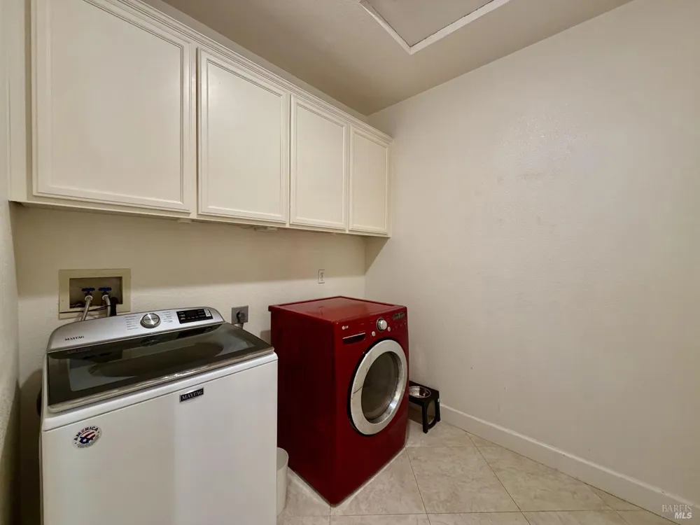 1185 Starr Avenue St. Helena, CA 94574