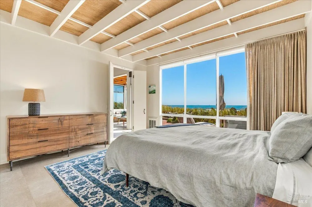 290 Seadrift Road Stinson Beach, CA 94970