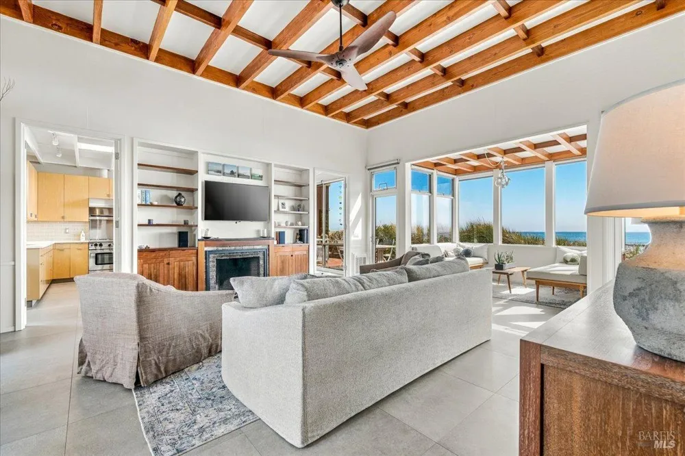 290 Seadrift Road Stinson Beach, CA 94970