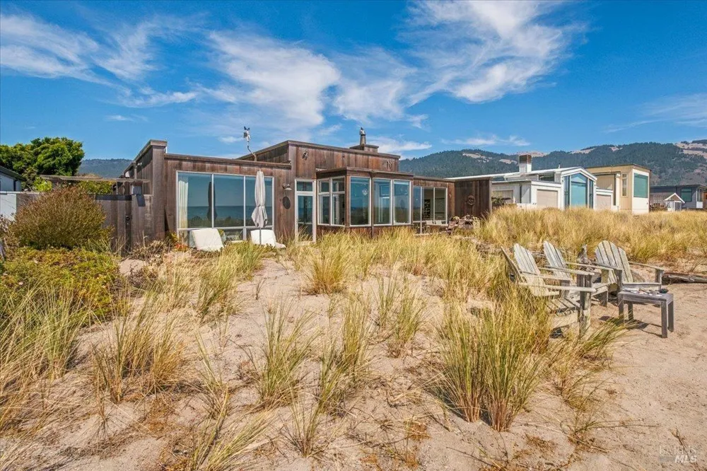 290 Seadrift Road Stinson Beach, CA 94970