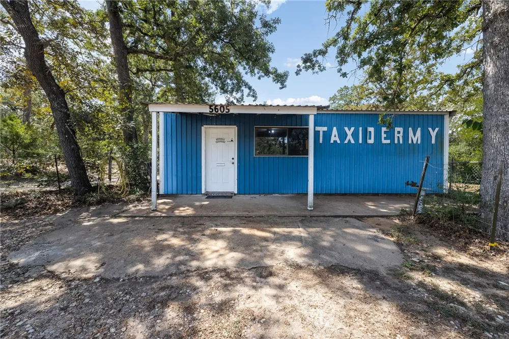 5605 Highway 290 W Brenham, TX 77833