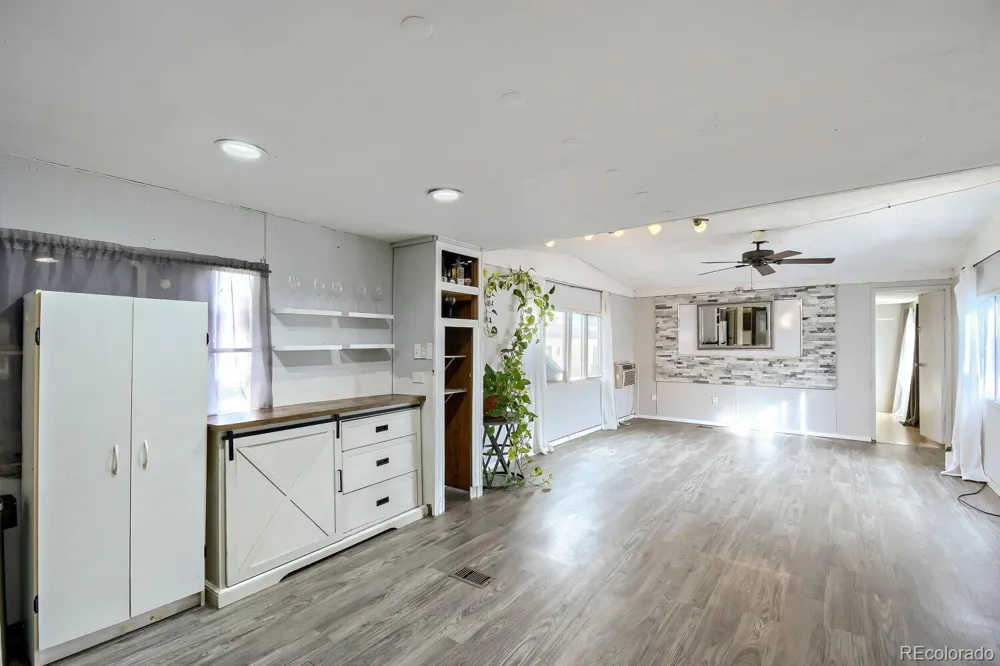 10201 Riverdale Road Thornton, CO 80229