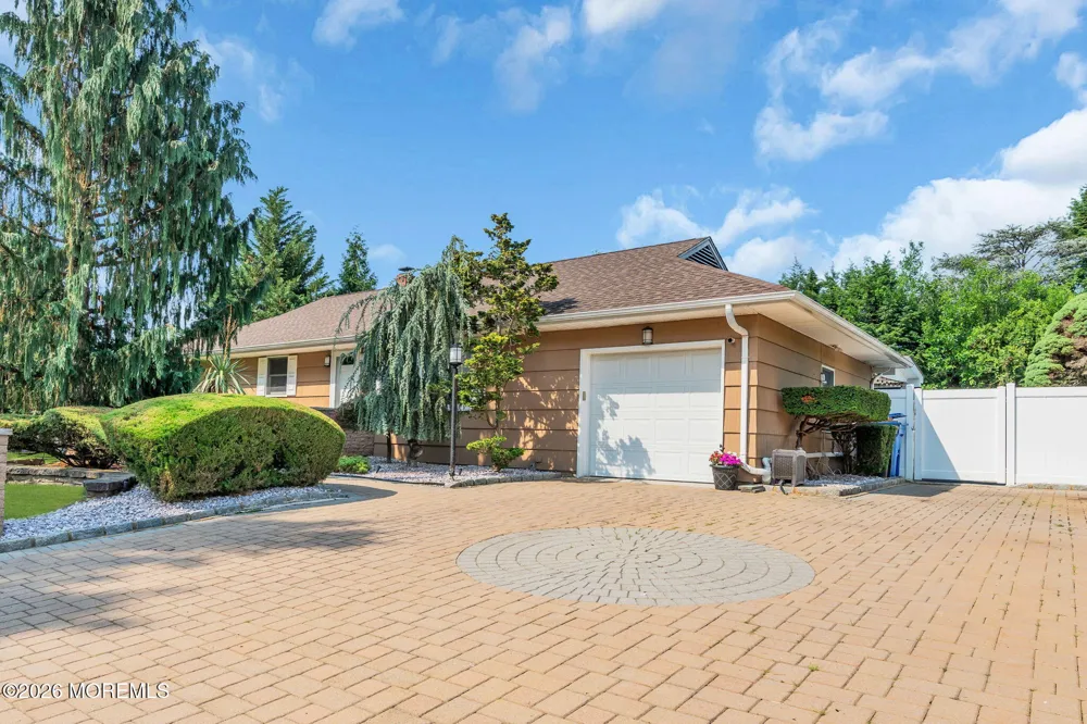 77 Michael Road Spotswood, NJ 08884