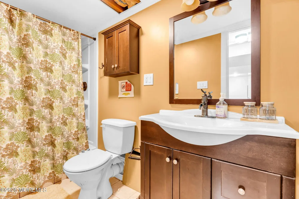 77 Michael Road Spotswood, NJ 08884
