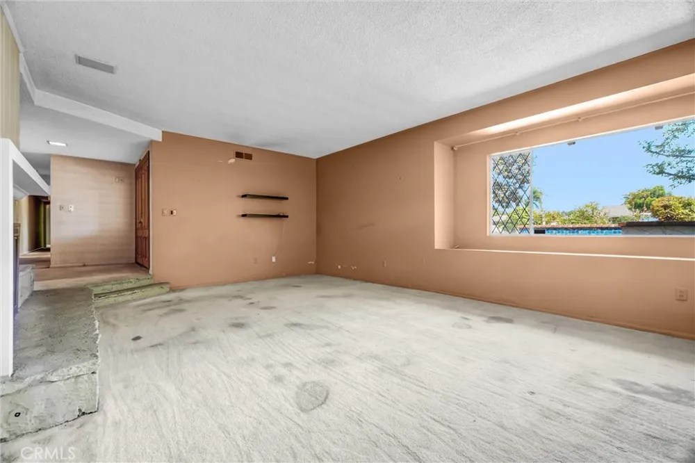 1112 Charwood Lane North Tustin, CA 92705