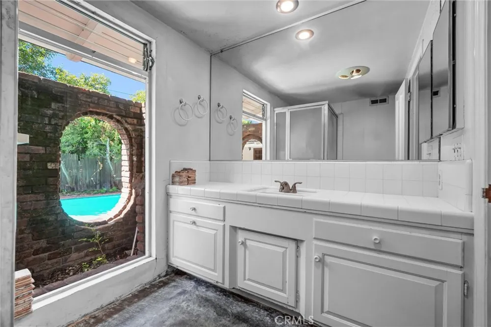 1112 Charwood Lane North Tustin, CA 92705
