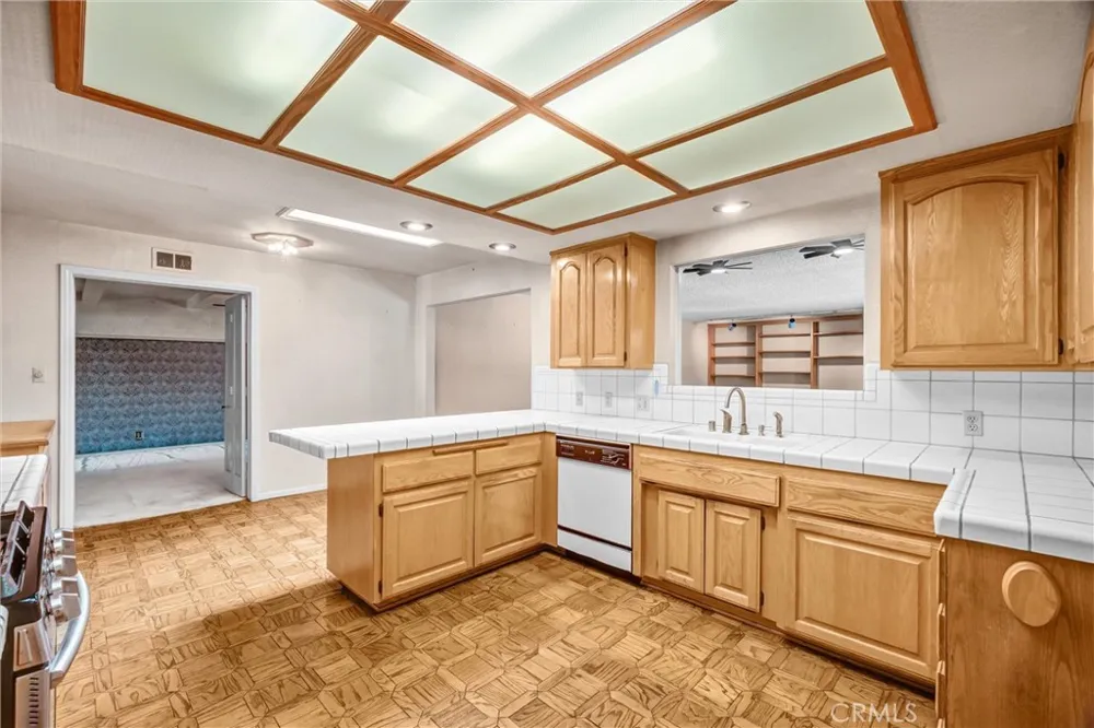 1112 Charwood Lane North Tustin, CA 92705