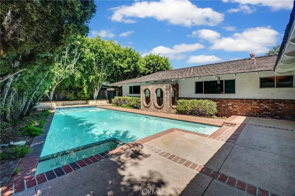 1112 Charwood Lane North Tustin, CA 92705