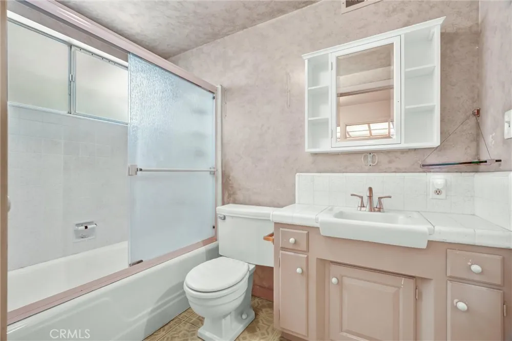 1112 Charwood Lane North Tustin, CA 92705