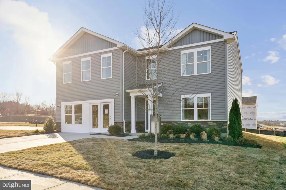 17 UPLAND ROAD Charles Town, WV 25414
