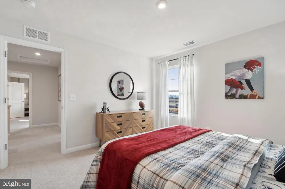 17 UPLAND ROAD Charles Town, WV 25414