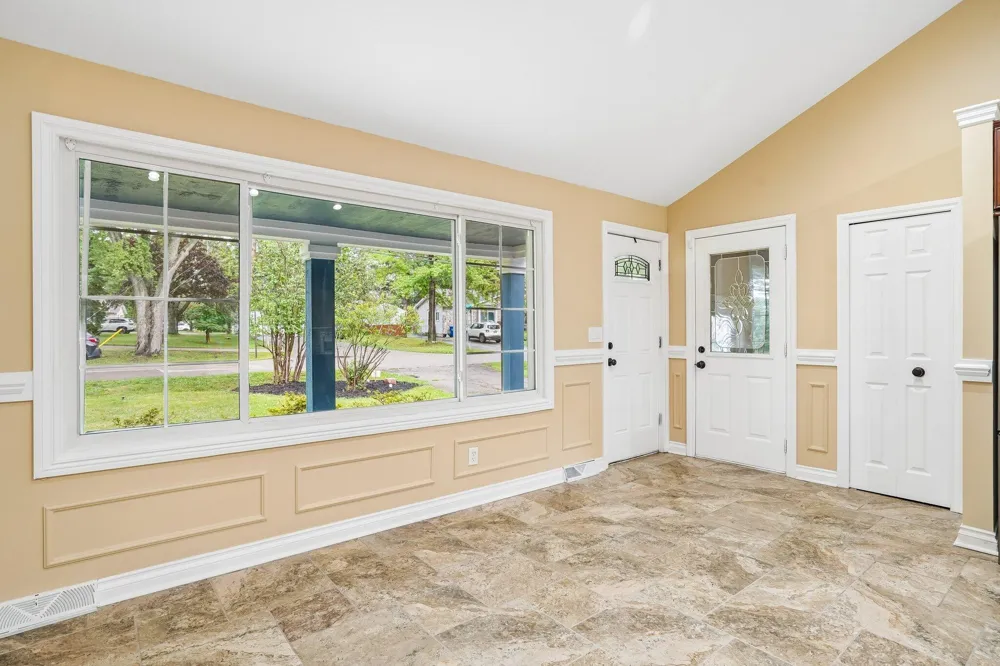 1150 Bangor Road Waterford, MI 48328