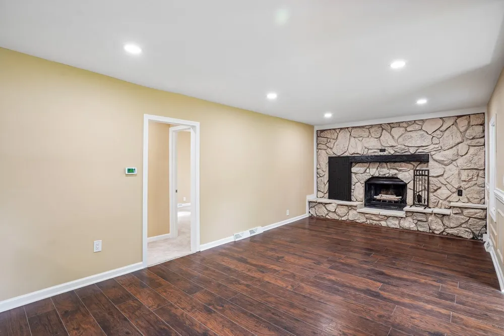 1150 Bangor Road Waterford, MI 48328