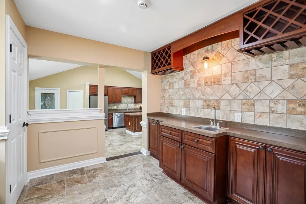 1150 Bangor Road Waterford, MI 48328