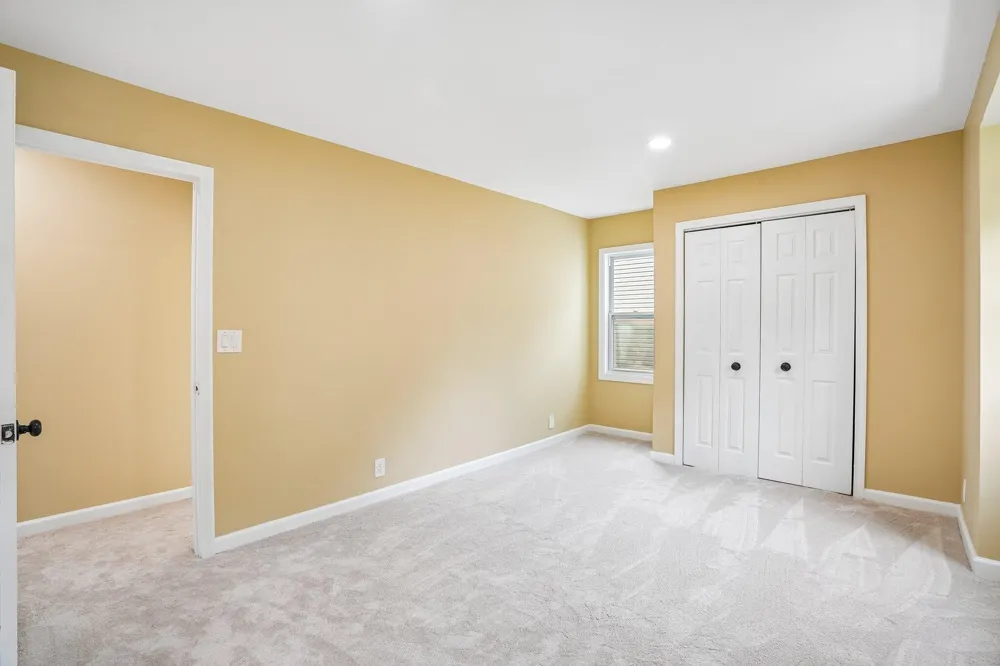 1150 Bangor Road Waterford, MI 48328