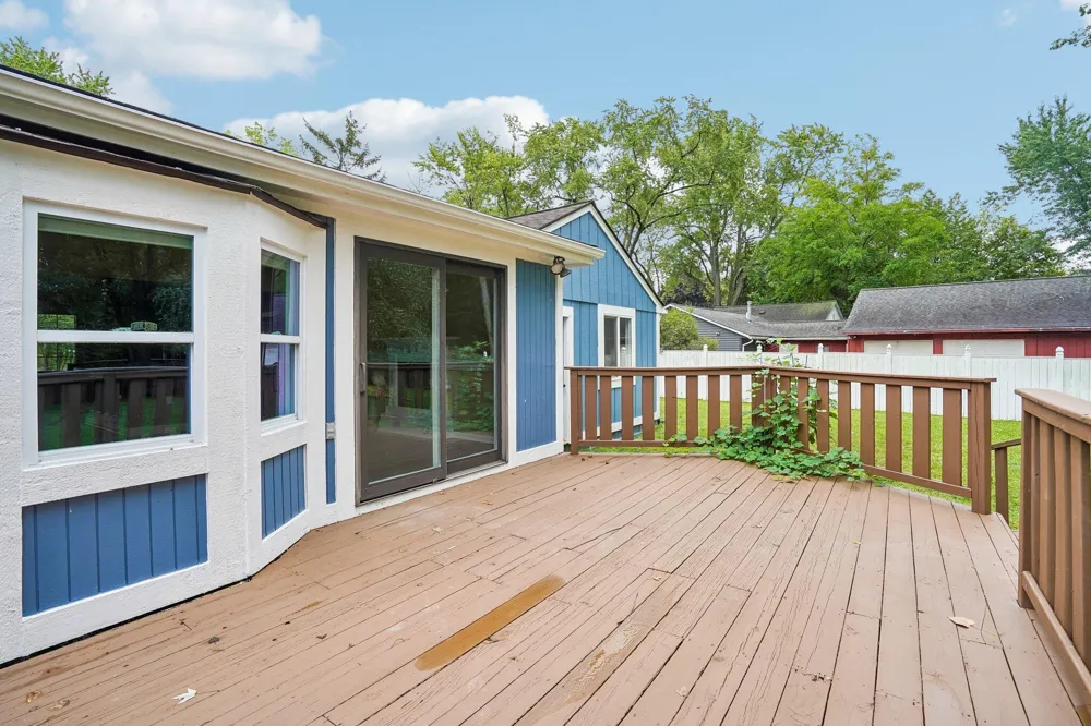 1150 Bangor Road Waterford, MI 48328