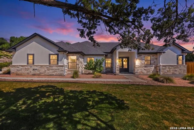 227 PARADISE HLS New Braunfels, TX 78132