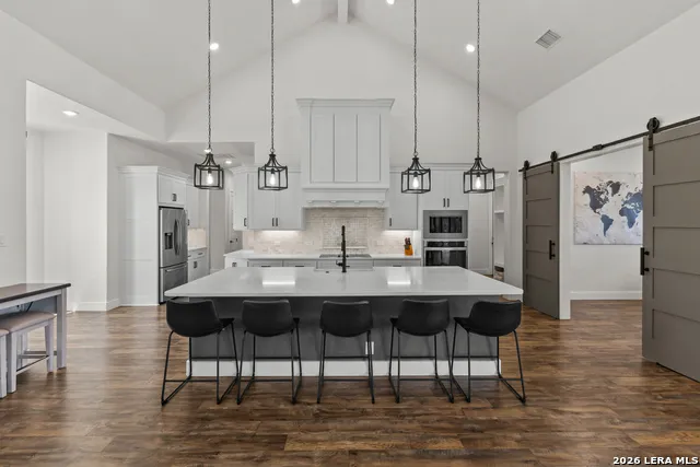227 PARADISE HLS New Braunfels, TX 78132