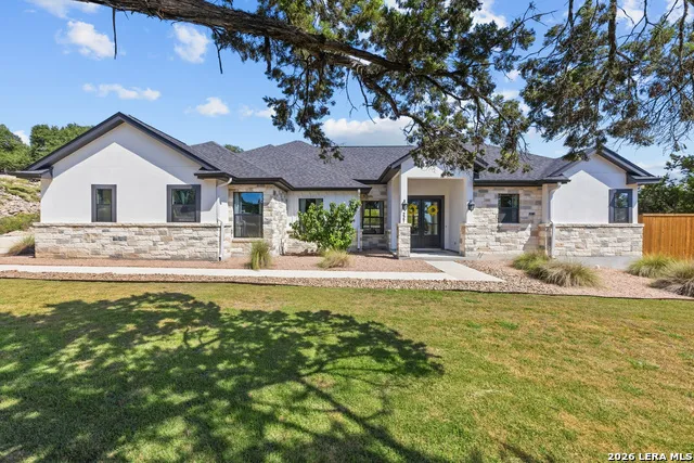 227 PARADISE HLS New Braunfels, TX 78132