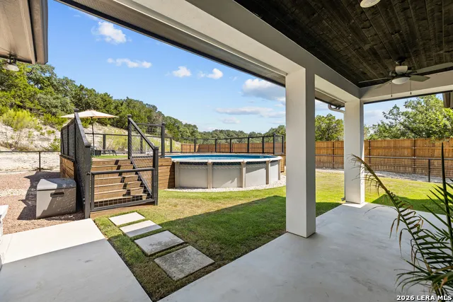 227 PARADISE HLS New Braunfels, TX 78132