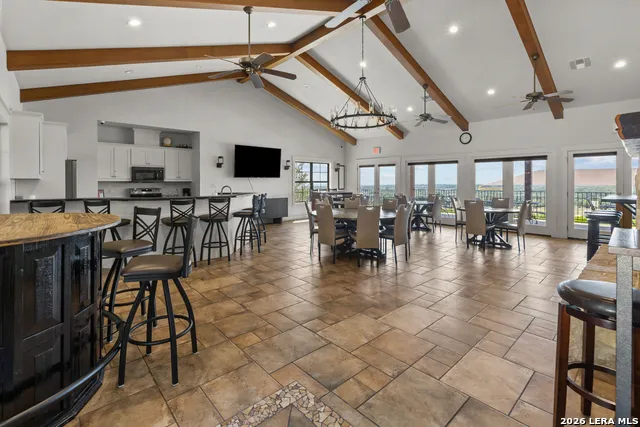 227 PARADISE HLS New Braunfels, TX 78132