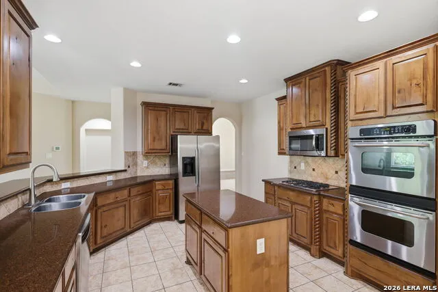 18711 Millhollow San Antonio, TX 78258