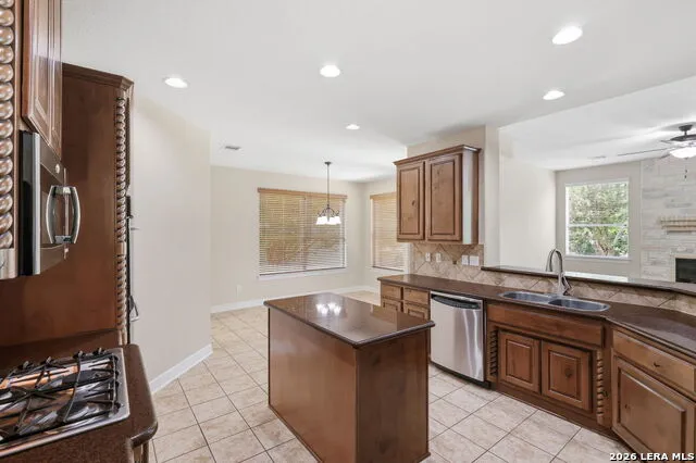 18711 Millhollow San Antonio, TX 78258