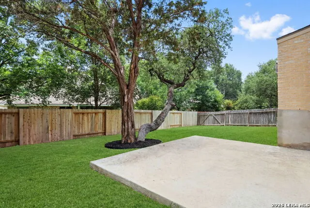 18711 Millhollow San Antonio, TX 78258