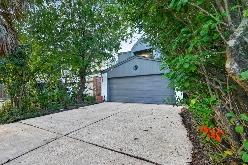12957 Shannon Hills Drive Houston, TX 77099