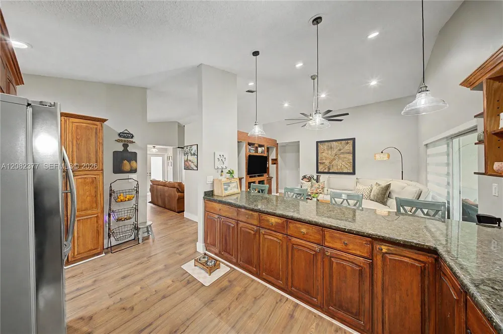 14220 SW 92nd St Miami, FL 33186