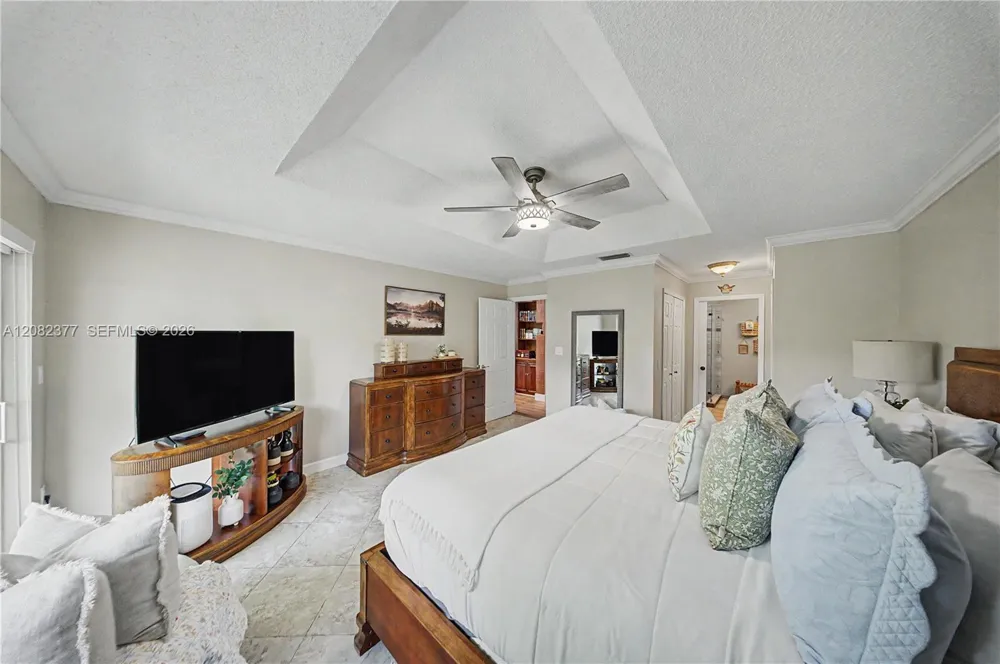 14220 SW 92nd St Miami, FL 33186