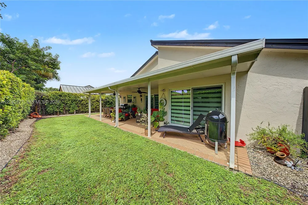 14220 SW 92nd St Miami, FL 33186